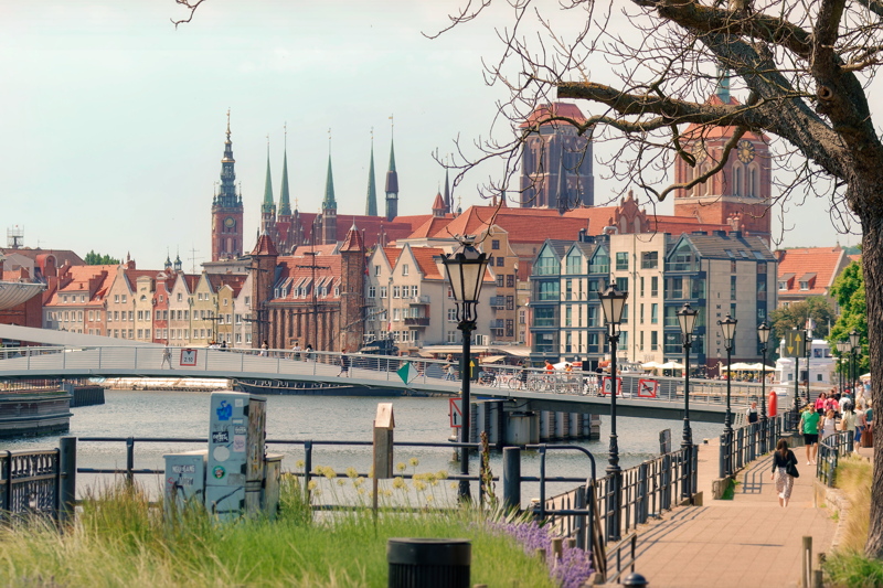 26 - A vibrant scene along the Motława River in the Old Town of Gdańsk, Poland